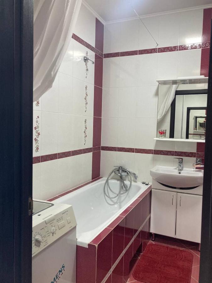 New Cosy Apartment Львов Экстерьер фото